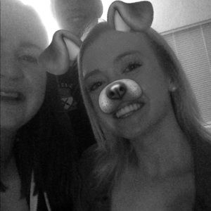 Meet your Posher, Abby